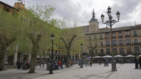Lamppost and trees in Plaza de Zocodover Stock-Footage 87397799