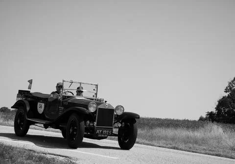 LANCIA LAMBDA VIII SERIE 1928 on an old racing car in rally Mille Miglia 20.. Stock Photos