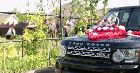 Land Rover Discovery. Front perspective panorama. Stock Footage 51326150
