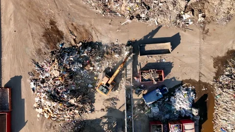Landfill with Construction waste (CDW). Trash disposal for recycling and re-use Video stock 201775060