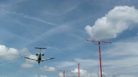 Landing Airplane - 60fps Video stock 233474950