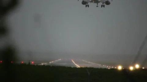 Landing Airplane Video stock 29182312