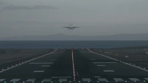 Landing at dawn 스톡 동영상 115084652