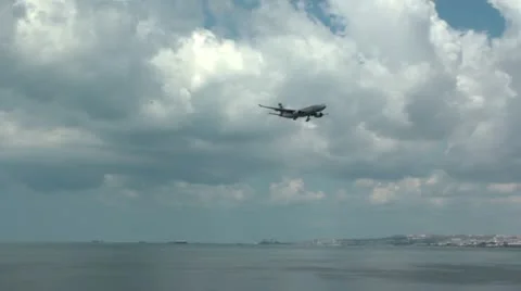 LANDING Video stock 11143827