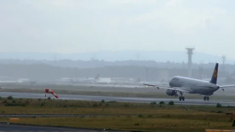 Landing in heavy rain Stock Footage 118799518