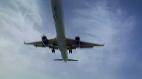 Landing plane jet fly over wide audio Video stock 5962800
