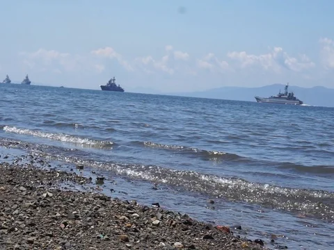 Landing ship Vídeo Stock 78775912