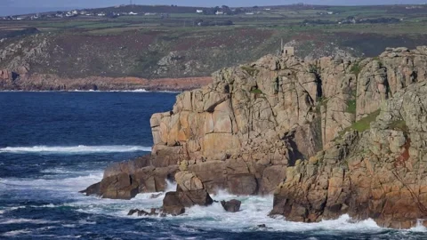Lands End Rugged Cornish Coastline Rocks Breaking Waves Blue Sea 4K 120fps Vídeos de archivo 222015655