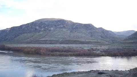Landscape of eastern turkish city batman and old ruins around the river Stock Footage 113579377