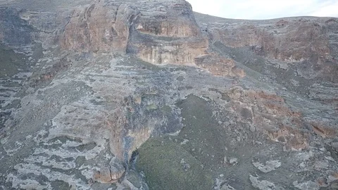 Landscape of eastern turkish city batman and old ruins around the river Stock Footage 113579558