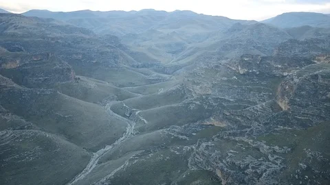 Landscape of eastern turkish city batman and old ruins around the river Stock Footage 113580896