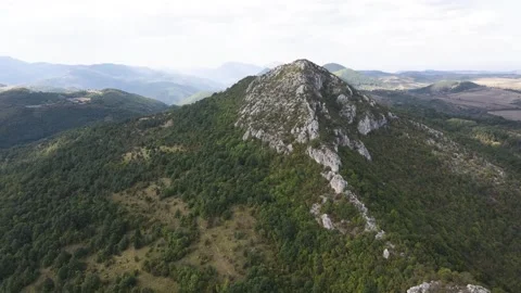 Landscape of Greben Mountain, Bulgaria 스톡 동영상 281646572