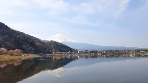 Landscape with the Mount Fuji and its reflection the the Ashi lake, Hakone, Japa Stock Footage 127155049