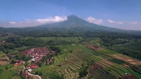 Landscape mountain Cikuray Stock Footage 131512948