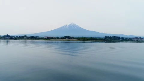 Landscape of Mt. Fuji Stockbeeldmateriaal 90653256