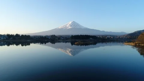Landscape of Mt. Fuji Stockbeeldmateriaal 90897186