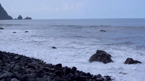 Landscape of ocean waves and rocks and cliffs Stock Footage 172067316