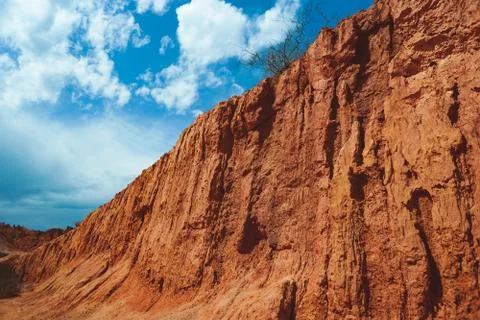 The landscape of the red mountains 库存照片