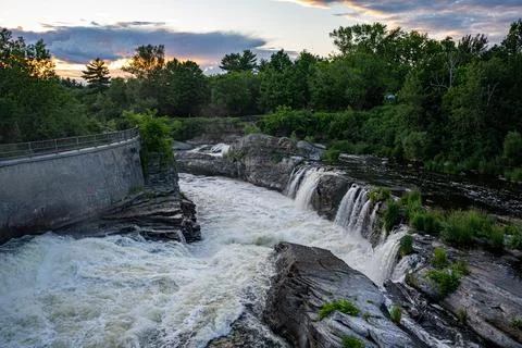 Landscape with river rapids at sunset in Hog's Back Park Stock Photos