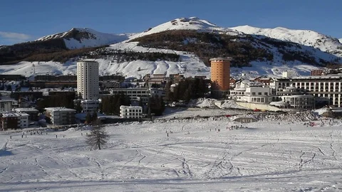 Landscape of Sestriere in winter 動画素材 71793501