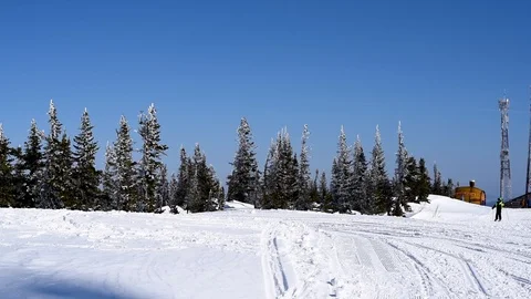 Landscape of the ski resort in the spring against the blue sky Stock-Footage 105040710
