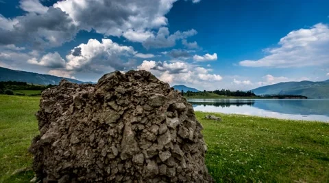 Landscape time lapse scene of Ramsko lake 4K 動画素材 47107542