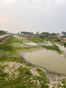 Landscape View of a Drying Riverbed Foto stock