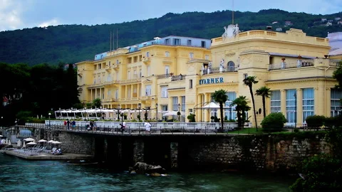 Landscape view to the old Hotel Kvarner. Video stock 152956647