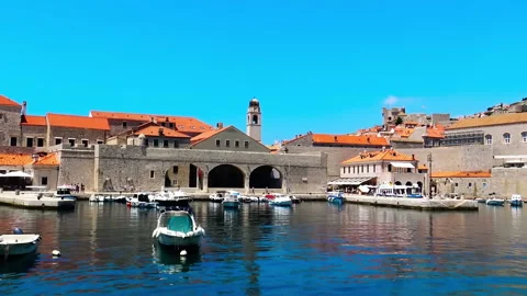 A landscape view over old port during summer day in Dubrovnik, Croatia. Video stock 140431006