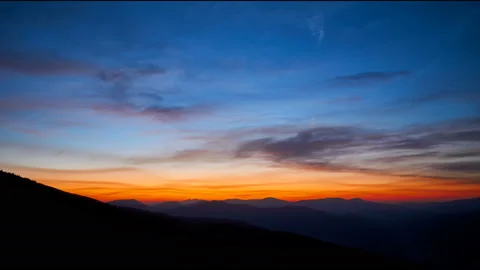 Landscape view of sunset over the mountain. 스톡 동영상 134857191