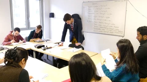 Language course in a language school. 스톡 동영상 79789429