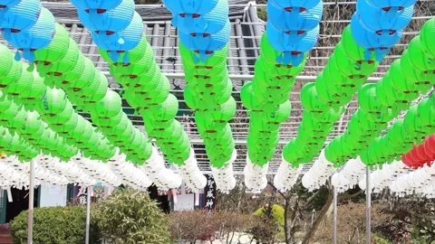  lantern on the ceiling of a temple Video stock 303884659