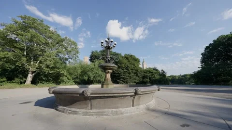 Lantern Cherry Hill Fountain Central Park Art Deco NYC New York City Vidéo 240308327