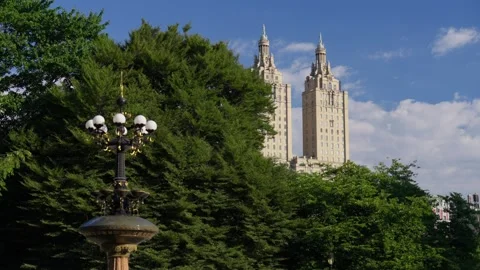 Lantern Cherry Hill Fountain Central Park Art Deco NYC New York City 库存影片 240308334