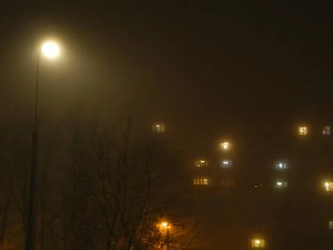 Lantern in the fog Stock-Fotos