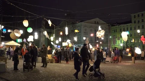Lantern park - Hundreds of unique lanterns during the public Festival of Light Stock Footage 84464293