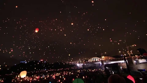 Lanterns at night Video stock 72255756
