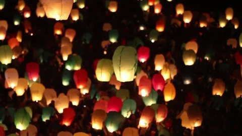 Lanterns at night Video stock 72255768