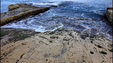 Laping waves. 스톡 동영상 103855552