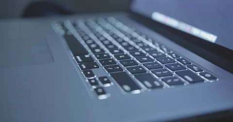 Laptop with backlit keyboard Vídeo Stock 154257574