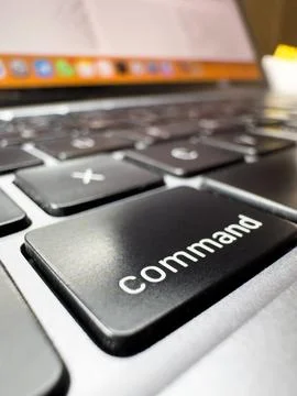 Laptop command key, laptop key, close-up macro photo, black keyboard, laptop, Stock-Fotos