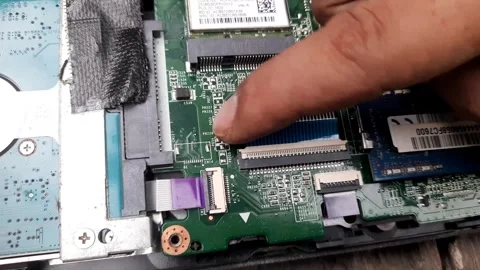 Laptop flexible cable 스톡 동영상 272574729