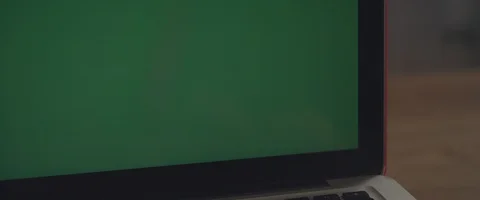 Laptop Green Screen bottom - close up Vidéo 102269316
