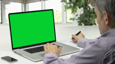 Laptop Green Screen Stock-Footage 210458008