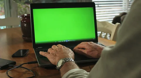 LAPTOP GREENSCREEN DOLLY IN Stock-Footage 33847241