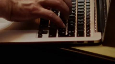 Laptop Notebook Keyboard Left and Right Hand Fast Typing Right Side Front Cl Vídeo Stock 231072832