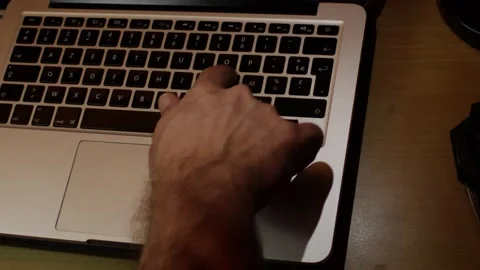Laptop Notebook Keyboard Right Hand One Finger Typing Close Up 1 Vídeo Stock 231072853