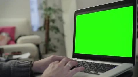 Laptop typing hands green screen - 1080p Stock-Footage 46250586