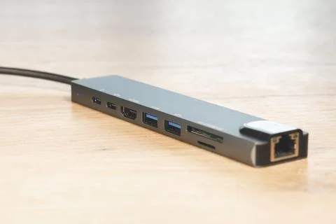 Laptop USB Type-C adapter with different connectors for connecting devices. Stockfoto's