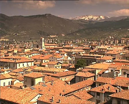 LAQUILA cityscape with roofs pan 動画素材 11121376